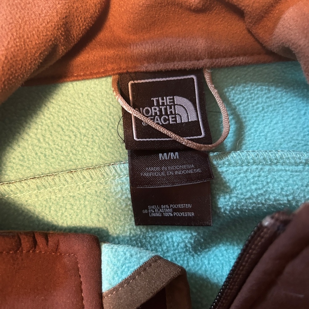 North Face Soft Shell Jacket - image 4